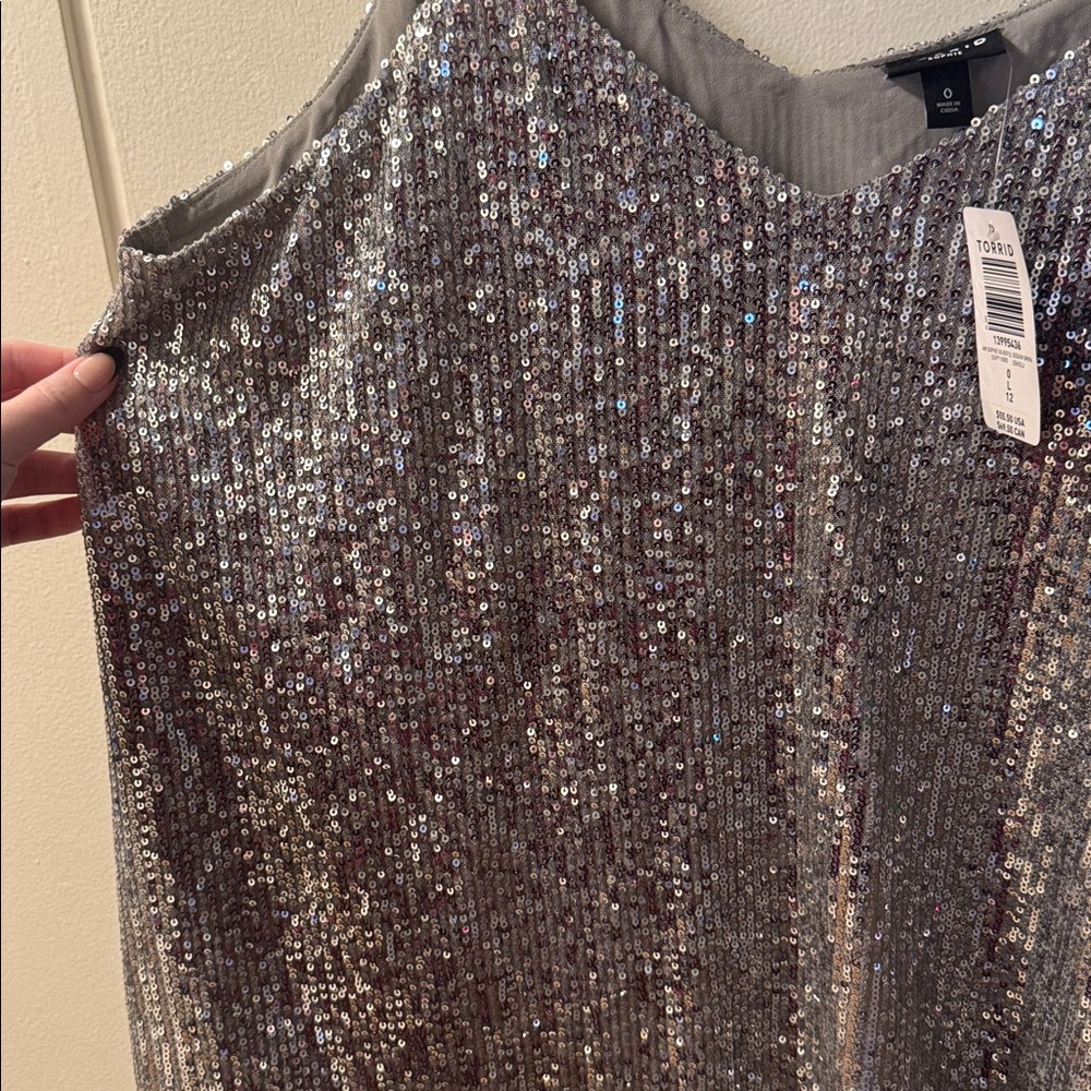 Torrid Sophie Swing Tank - Silver Sequins - Picture 4 of 6